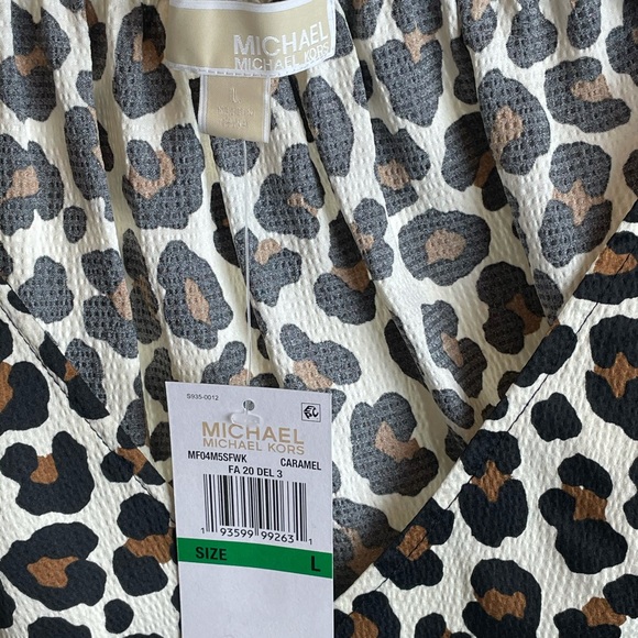 MICHAEL-MICHAEL KORS ~ Flutter Sleeve Top ~ NWT! - Picture 7 of 8